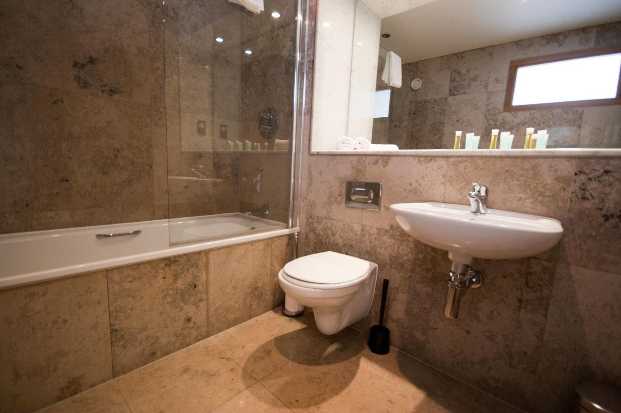 Amberley House By Thekeycollections Aparthotel Dublin Bagian luar foto